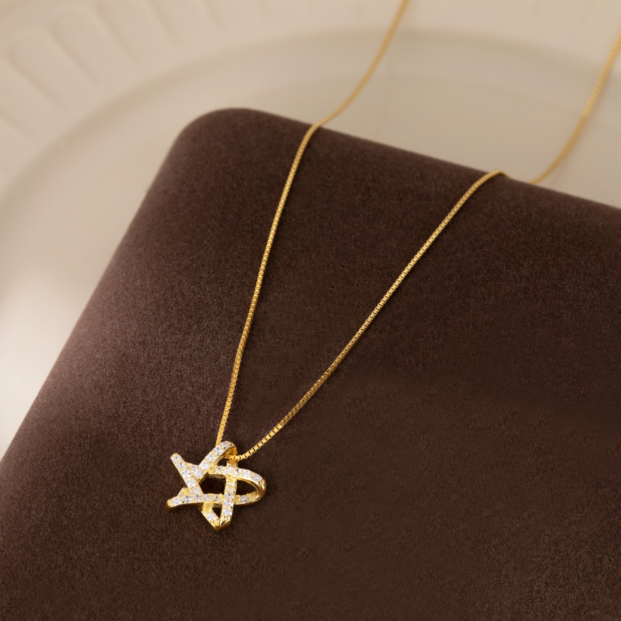 Reffeer Solid 925 Sterling Silver CZ Star Necklace for Women Teen Girls Star Choker Necklace Dainty Pendant Necklace