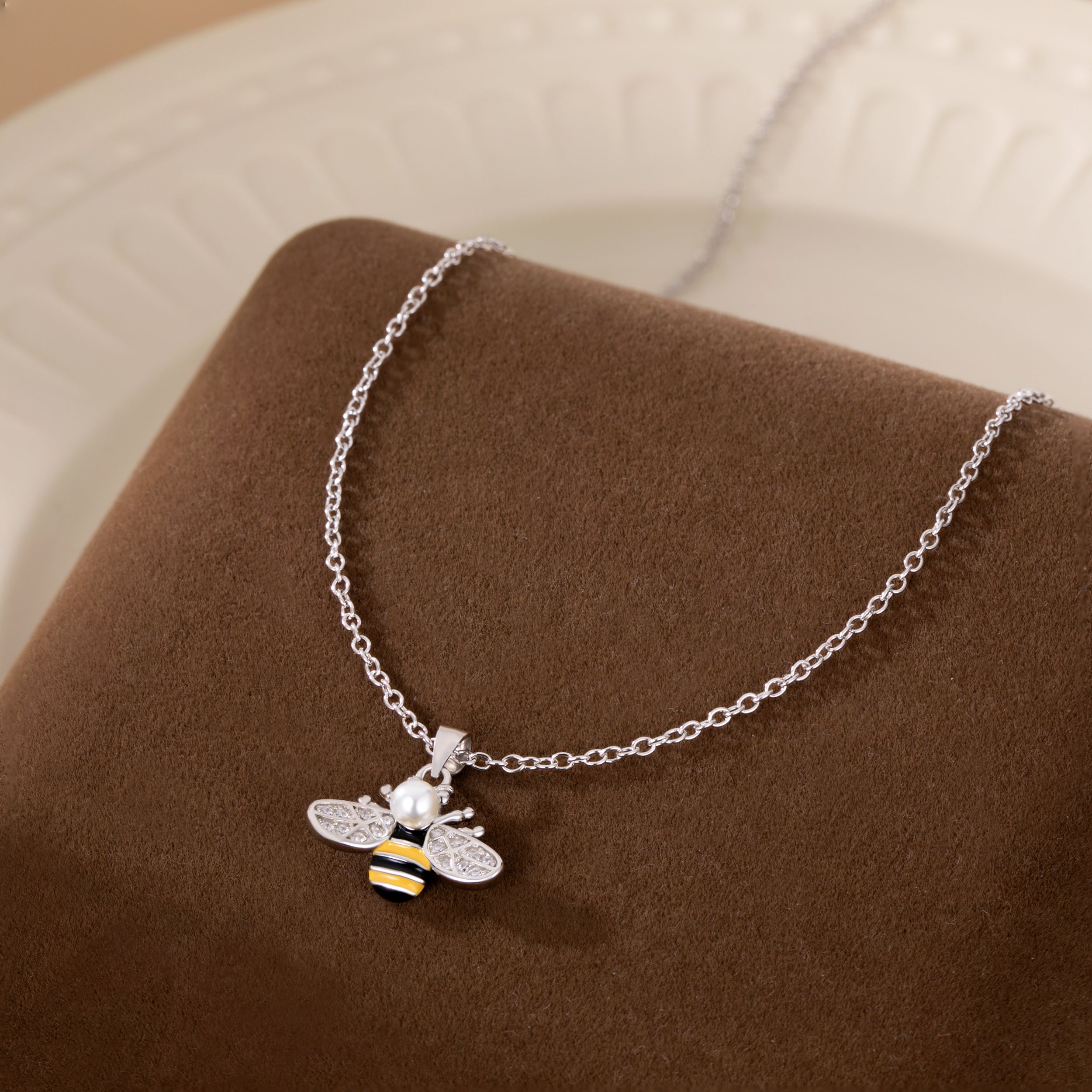 Reffeer Solid 925 Sterling Silver Cute Bee Necklace Choker for Women Teen Girls Pearl Bee Pendant Necklace