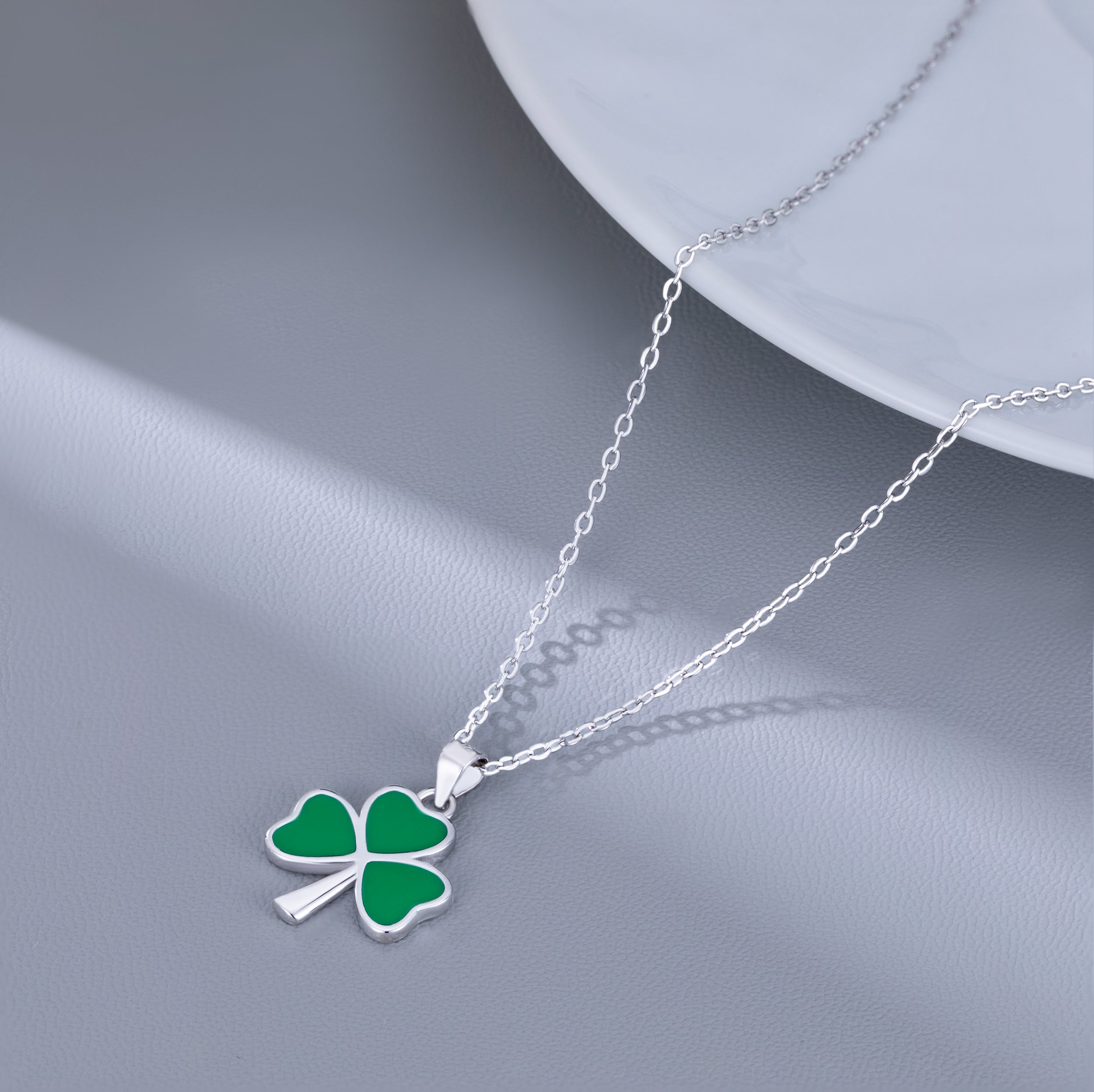 Reffeer Solid 925 Sterling Silver Green Clover Pendant Necklace for Women Teens Shamrock Necklace Chain Green St Patricks Day Necklace