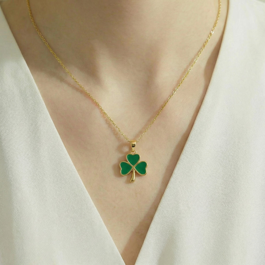 Reffeer Solid 925 Sterling Silver Green Clover Pendant Necklace for Women Teens Shamrock Necklace Chain Green St Patricks Day Necklace