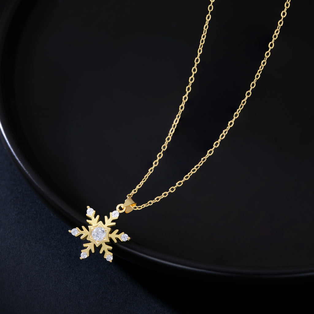Reffeer Solid 925 Sterling Silver Snowflake Necklace Chain for Women Teens CZ Snowflake Pendant Necklace Dainty Winter Necklace