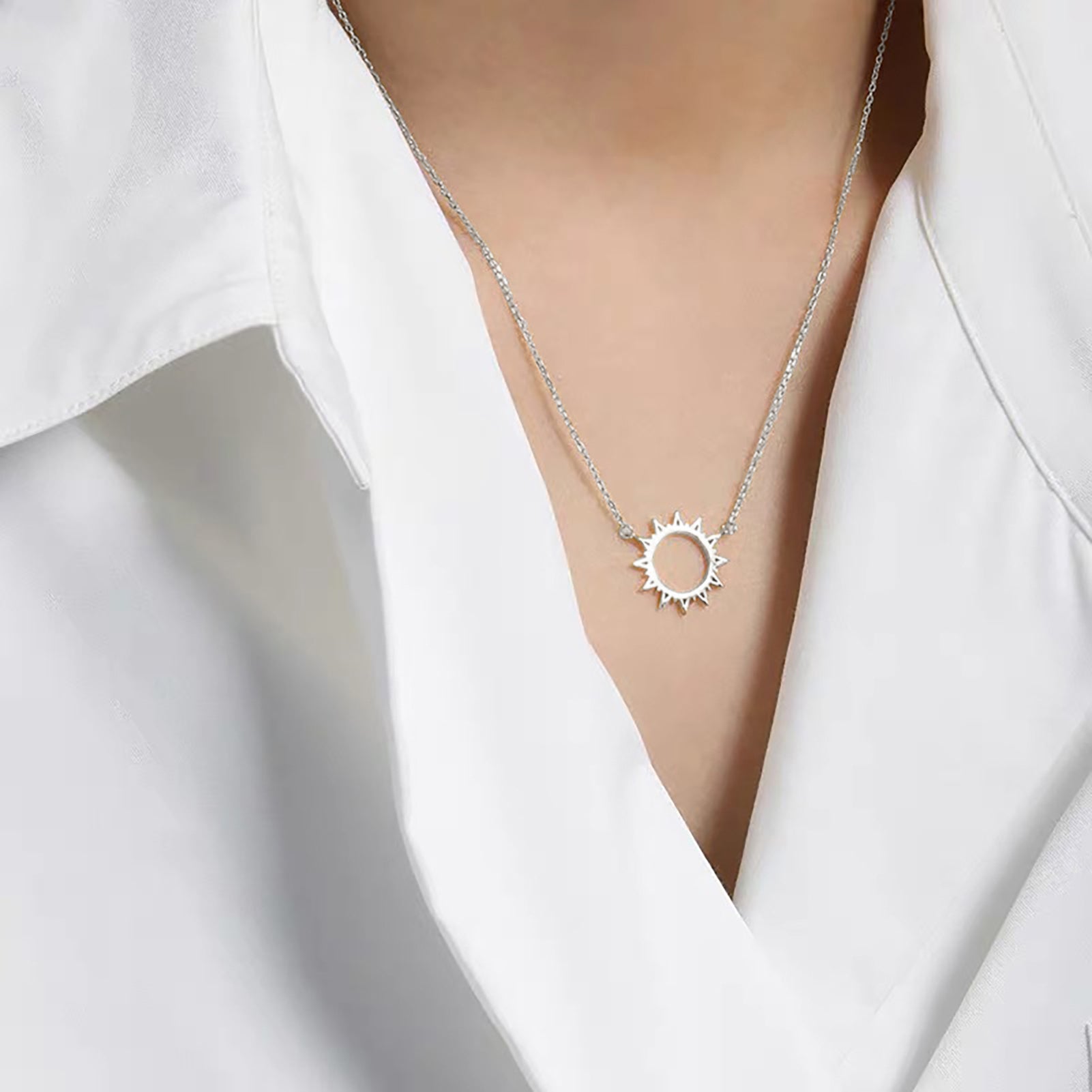 Reffeer Solid 925 Sterling Silver Sun Pendant Necklace for Women Teen Girls Sun Choker Necklace