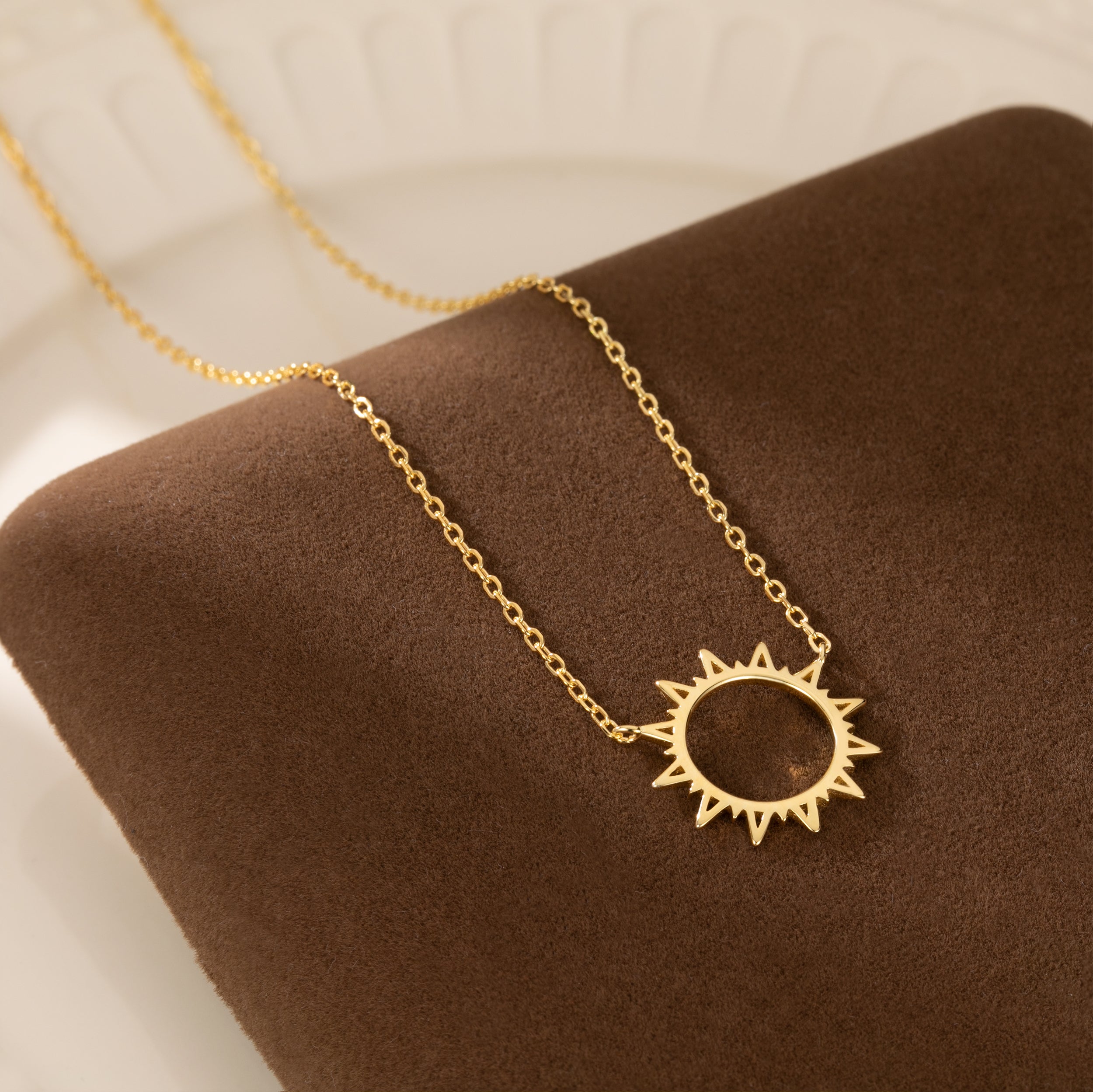 Reffeer Solid 925 Sterling Silver Sun Pendant Necklace for Women Teen Girls Sun Choker Necklace