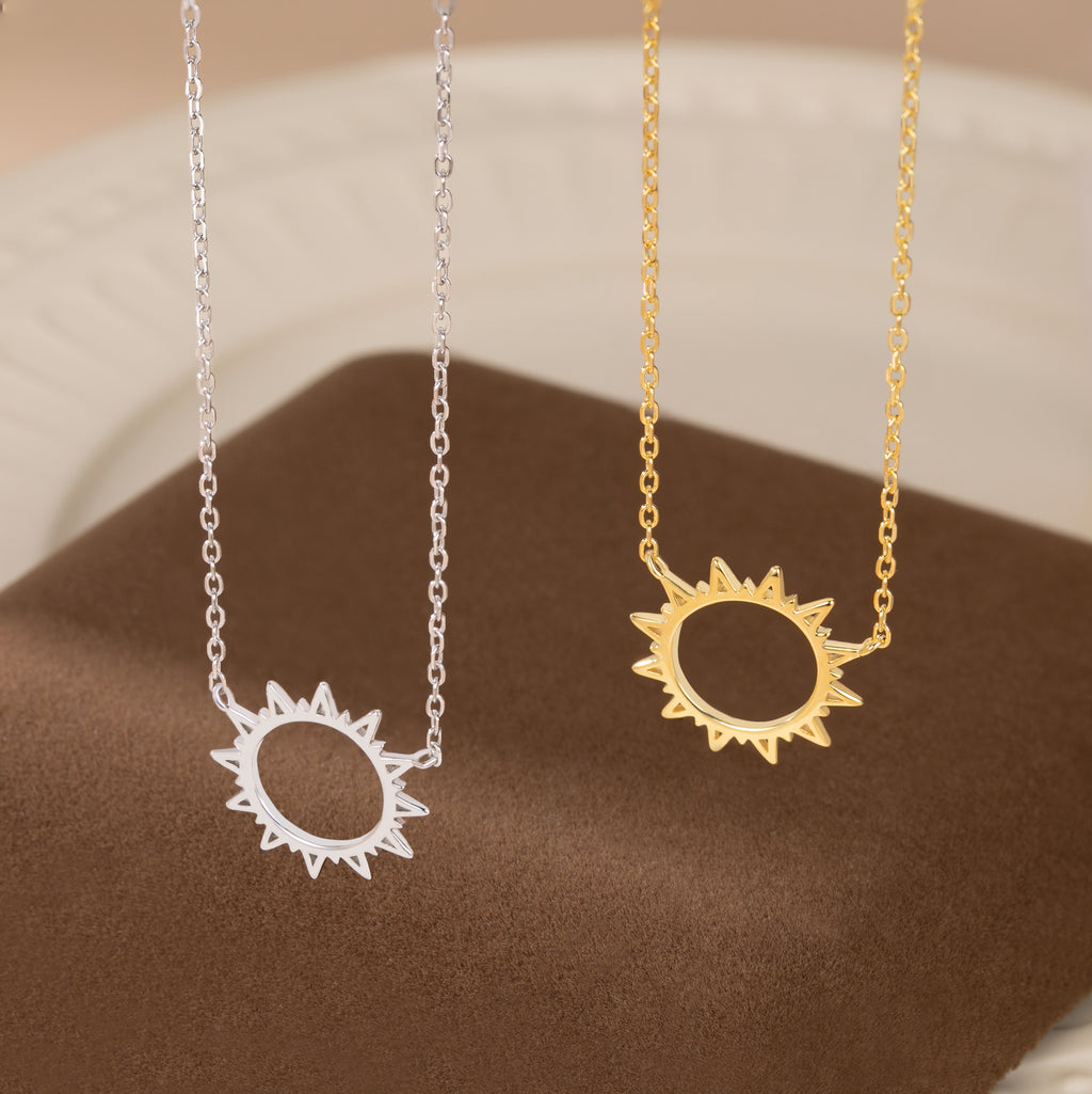 Reffeer Solid 925 Sterling Silver Sun Pendant Necklace for Women Teen Girls Sun Choker Necklace