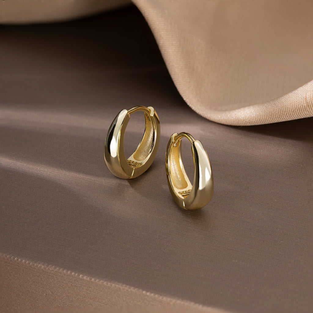 Reffeer 925 Sterling Silver Chunky Hoop Earrings for Women Teens Thick Hoop Earrings Teardrop Hoop Earrings