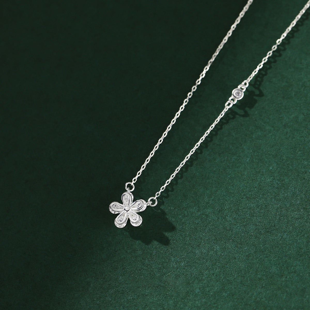 Reffeer Solid 925 Sterling Silver Dainty Flower Choker Necklace for Women Teen Girls CZ Flower Pendant Necklace