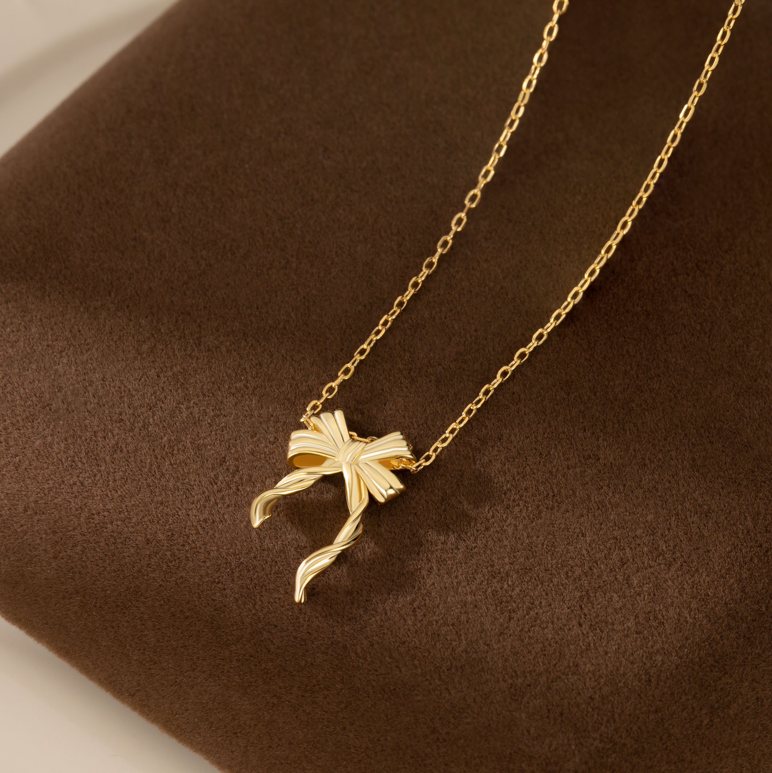 Reffeer Solid 925 Sterling Silver Bow Necklace for Women Teen Girls Bowknot Choker Necklace Pendant Ribbon Bow Necklace