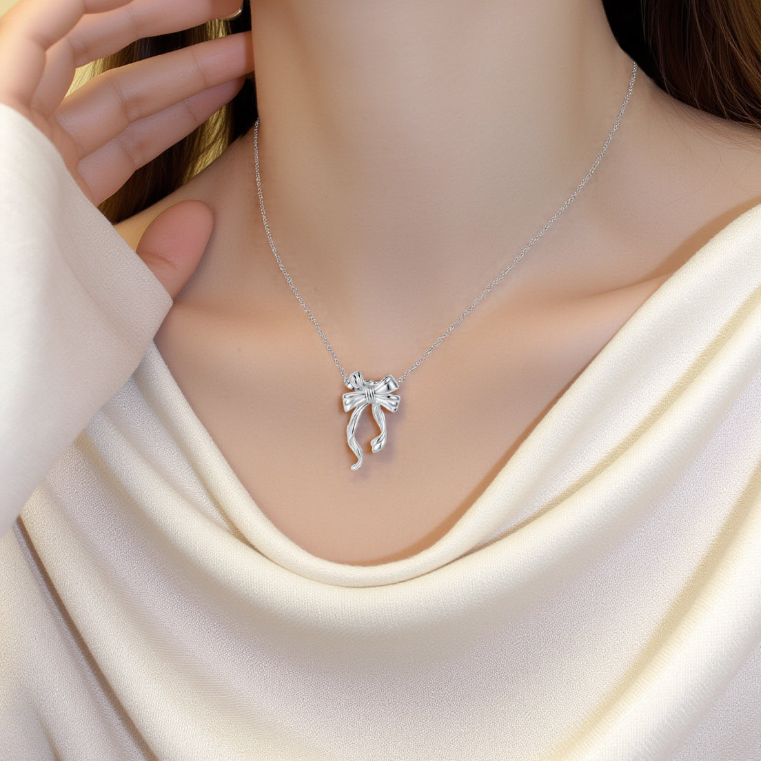 Reffeer Solid 925 Sterling Silver Bow Necklace for Women Teen Girls Bowknot Choker Necklace Pendant Ribbon Bow Necklace