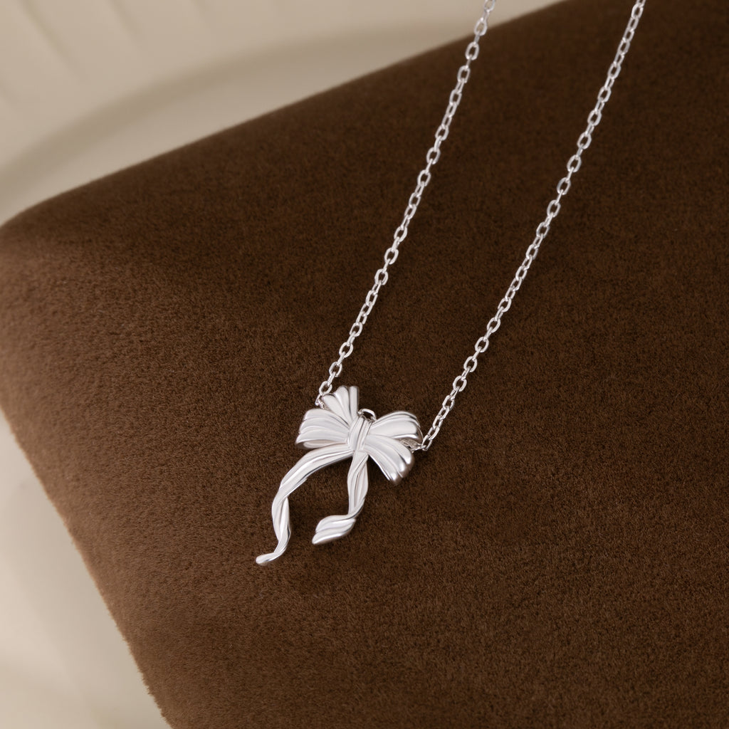 Reffeer Solid 925 Sterling Silver Bow Necklace for Women Teen Girls Bowknot Choker Necklace Pendant Ribbon Bow Necklace